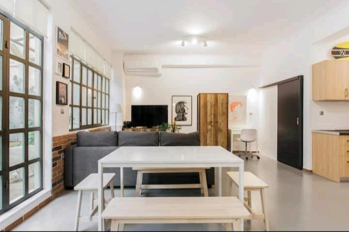 Fashionable Base In Central Athens In The Old Tailor Factory Exterior photo